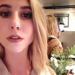 Meet your Posher, Rhianna